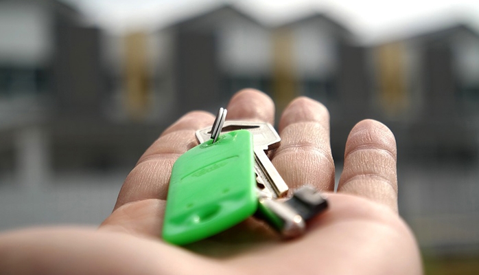 Immobilier : un créancier peut saisir et vendre le logement d'un couple si l'un des époux est endetté